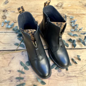 Boots REQINS DICKSON